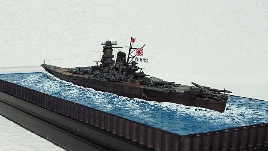 ☆【1/2000 精密完成品】 大日本帝国海軍 戦艦大和 1945 天一号作戦 71O+AncVS6L._UF350,350_QL50_.jpg